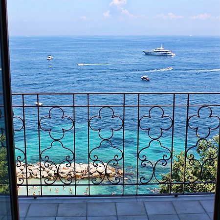 Capri Inn ภายนอก รูปภาพ