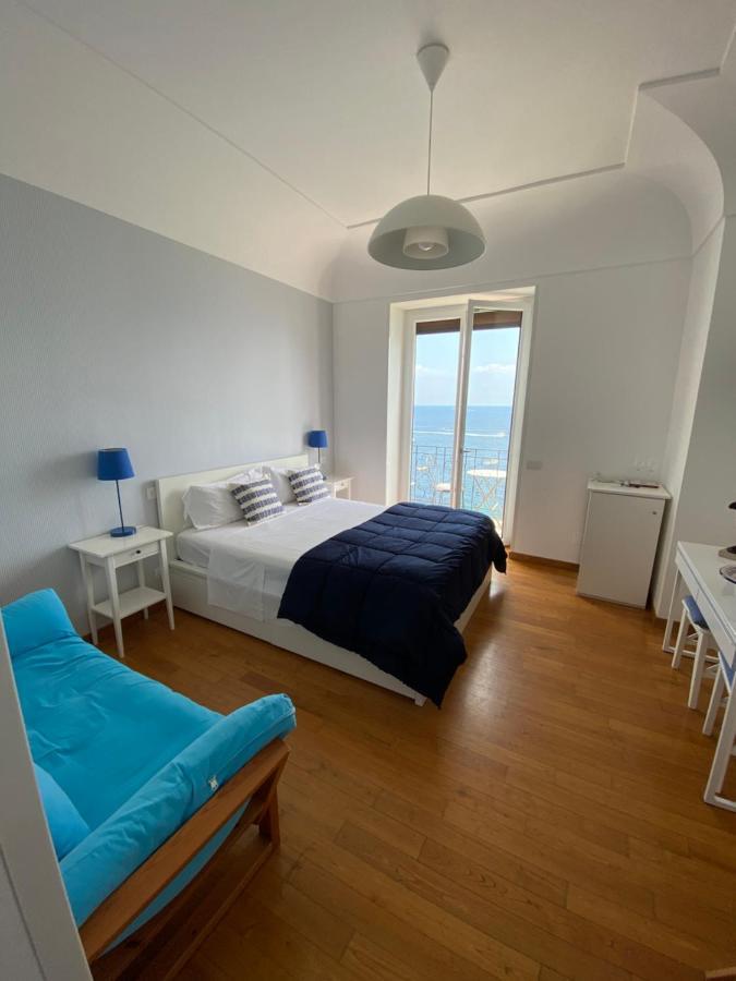 Capri Inn ภายนอก รูปภาพ