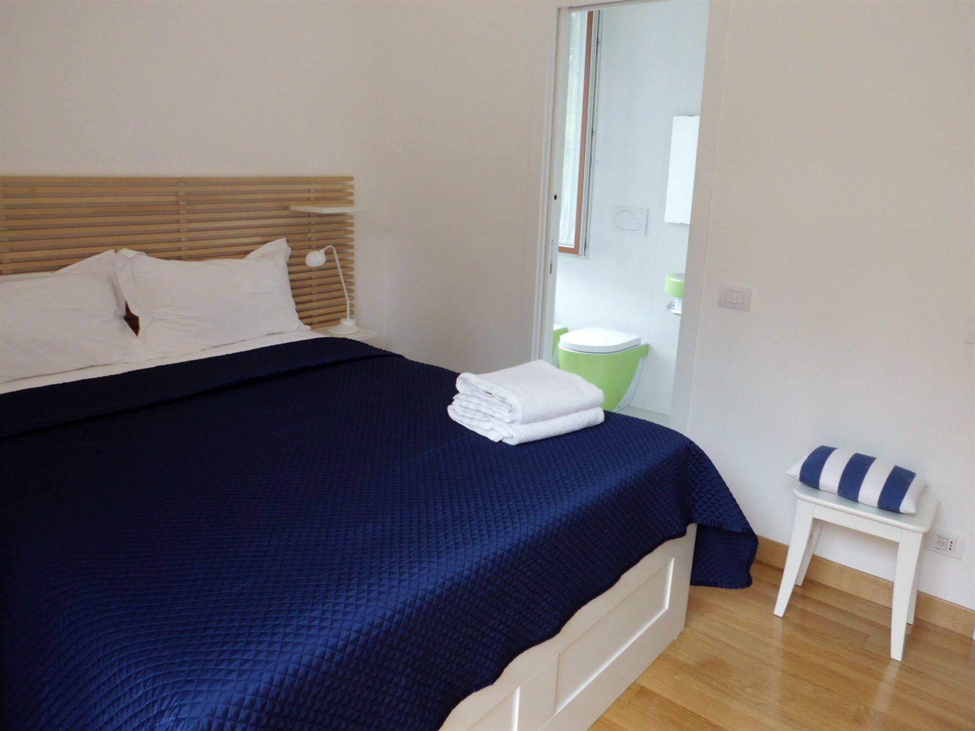 Capri Inn ภายนอก รูปภาพ